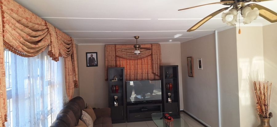 3 Bedroom Property for Sale in Amalinda Eastern Cape